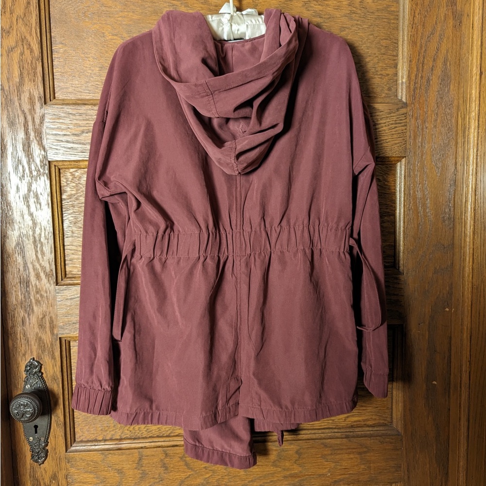Women’s Fall light jacket. - Picture 3 of 3